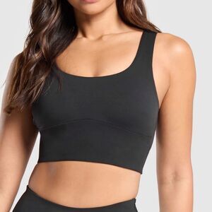 Gymshark Longline‎ sports bra medium support Size Small Black NWT in packaging